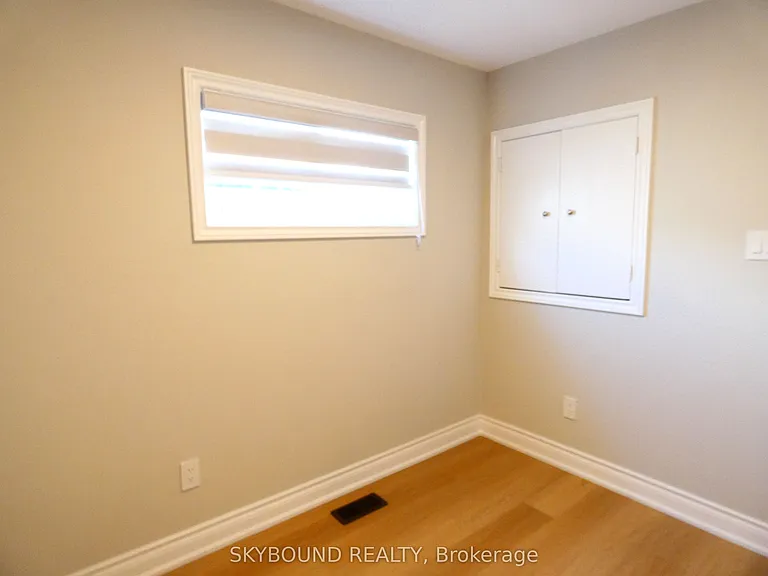 98 Barton St #2 — Photo 18