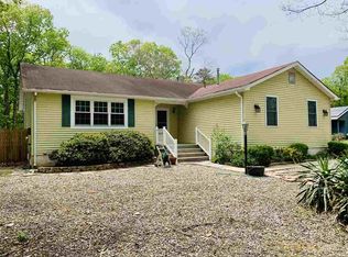 26 Island View Ter, Ocean View, NJ 08230