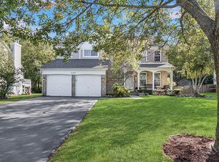 6357 Crossland Blvd, Gurnee, IL