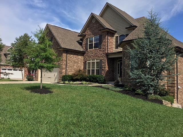 1st image of 10400 Ivy Hollow Dr