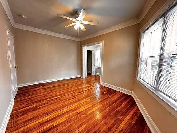 2nd image of 7737 N Sheridan Rd #2