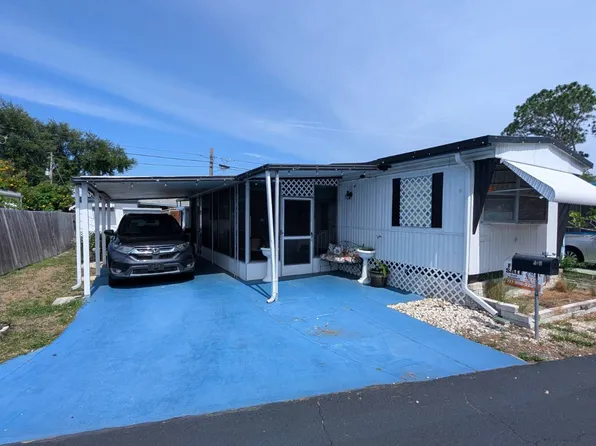 6978 46th Ave N #104, Saint Petersburg, FL 33709
