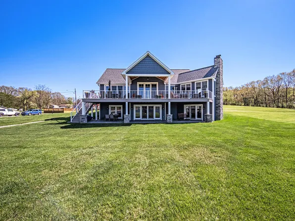 7284 Kenward St, Jackson, MI 49201