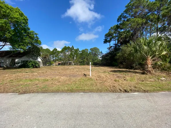 1444 Seeley Cir NW, Palm Bay, FL 32907