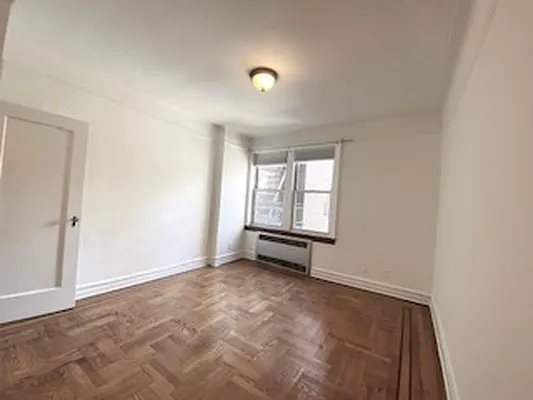 Rented by Axxess Realty Group | media 18