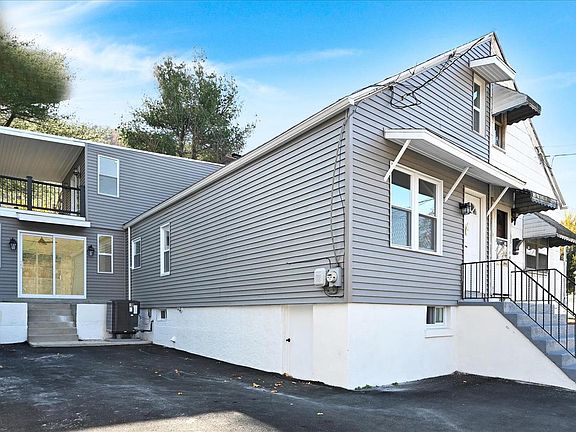 2nd image of 36 W Bacon St