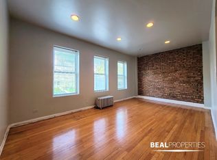 4225 N Paulina St #W1, Chicago, IL 60613