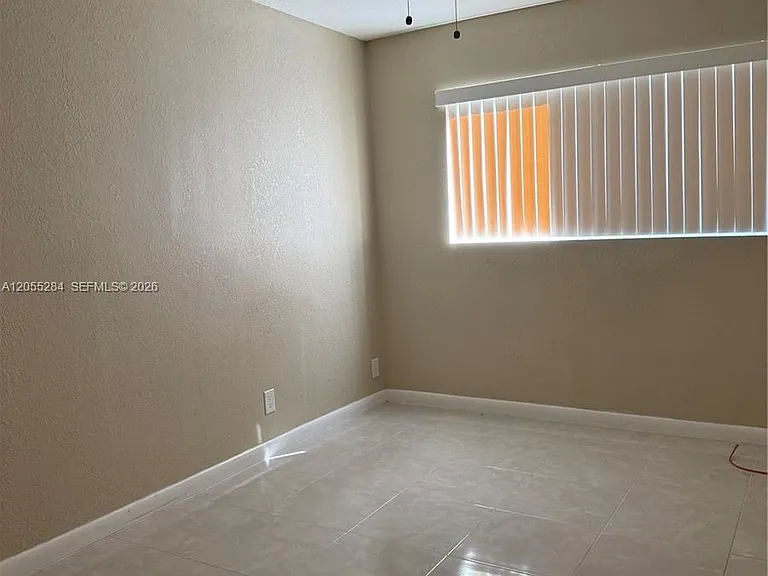 4046 NW 19th St #206 — Photo 10