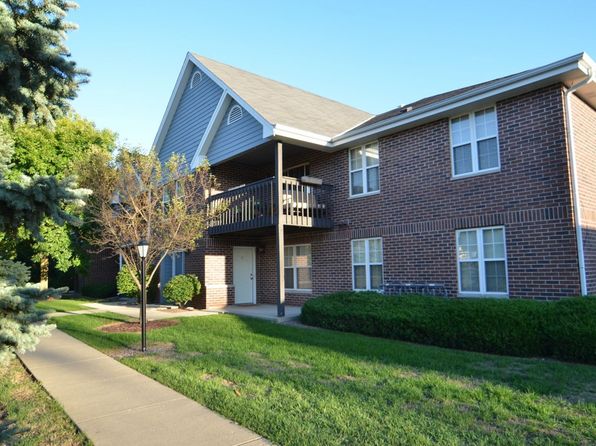 17975 W Greenfield Ave APT 8