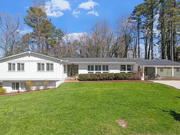 5017 Raintree Ct, Raleigh, NC 27609