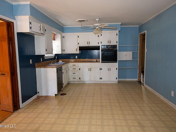 3rd image of 116 Pecan Way