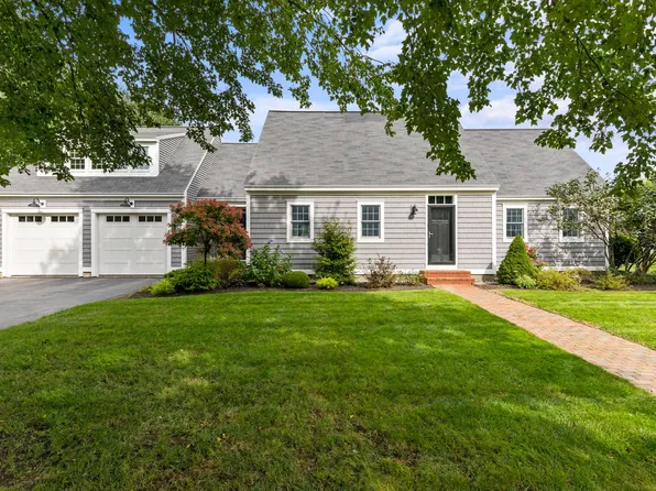 11 Village Woods Circle, Gorham, ME 04038