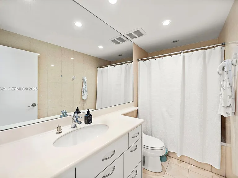 100 Edgewater Dr #329 — Photo 12