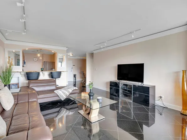 1203 River Road image 8 of 40