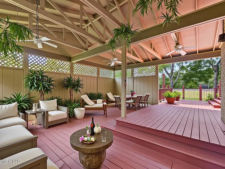 687 Oahu St — Photo 23