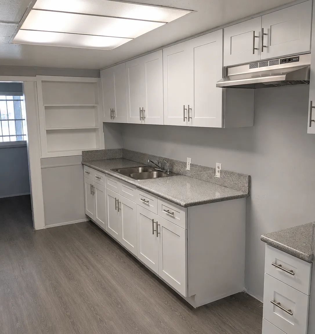 458 W Monterey Ave — Photo 2