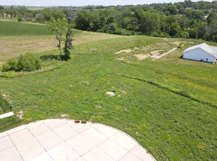 LOT 8 W Lincoln Pl, Indianola, IA 50125