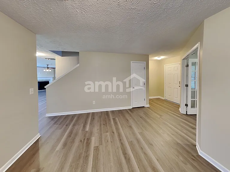 3404 Boxelder Way — Photo 5