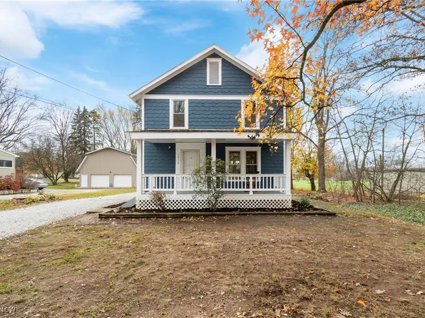 3054 Brouse St NW, Uniontown, OH 44685