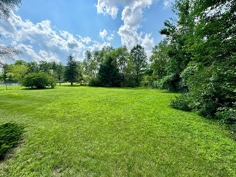 6791 Pleasantview St NE — Photo 2