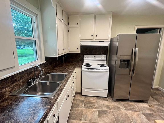 5th image of 1505 W Park Ave