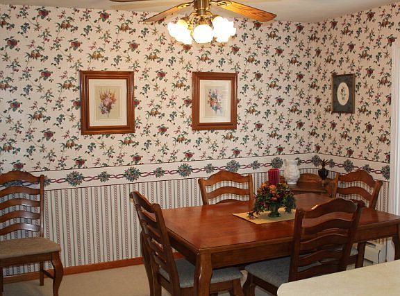 4th image of 4421 Rainbow Cir
