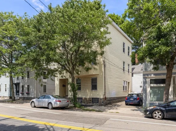 258-260 Cypress St, Brookline, MA 02445