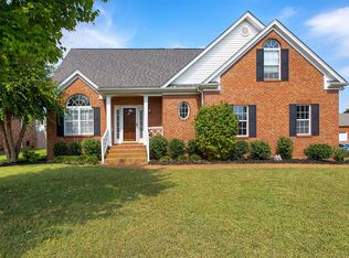 101 Stonehollow Way, Hendersonville, TN 37075