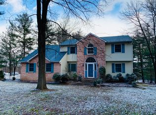 204 Pearson Ln, Saylorsburg, PA 18353