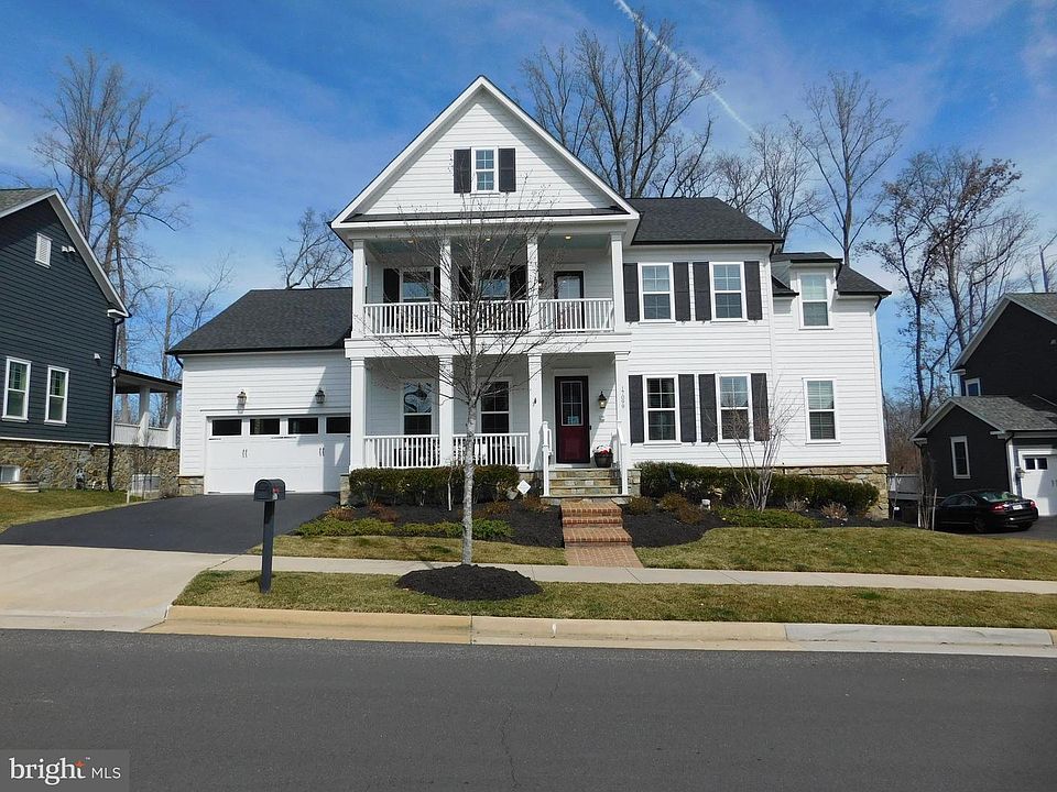 1st image of 17099 Belle Isle Dr