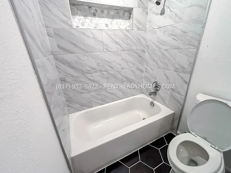 2117 Christine Ave — Photo 10