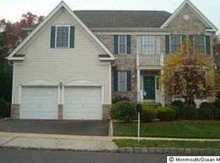 29 Fabiszewski Way, Parlin, NJ 08859