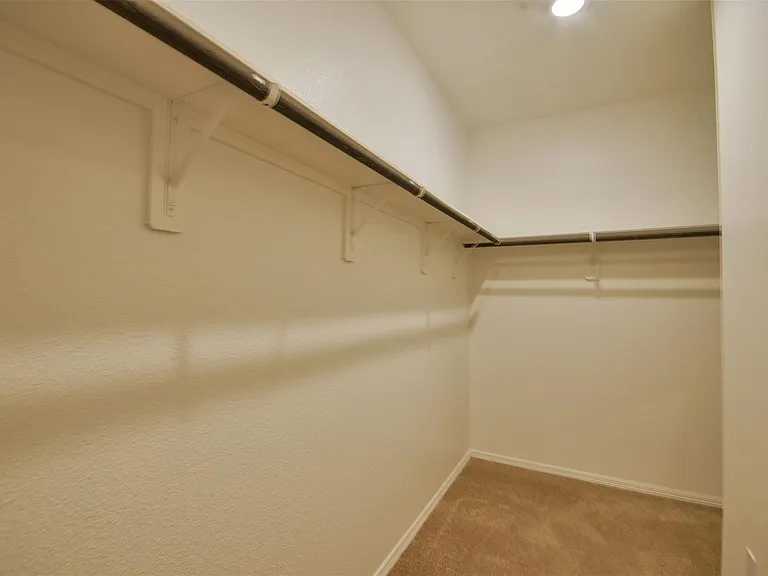 24810 Winema Woods Ln — Photo 15