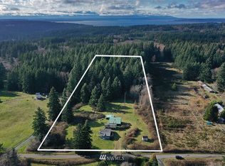 7334 Jewett Rd, Clinton, WA 98236