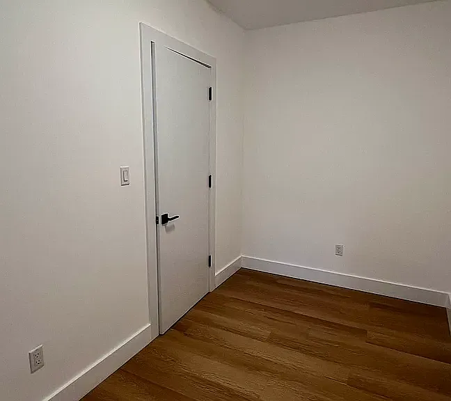 545 W 125th St #32 — Photo 9