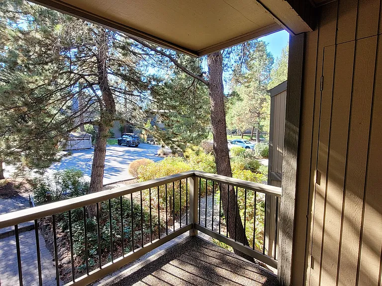 19717 SW Mount Bachelor Dr — Photo 6