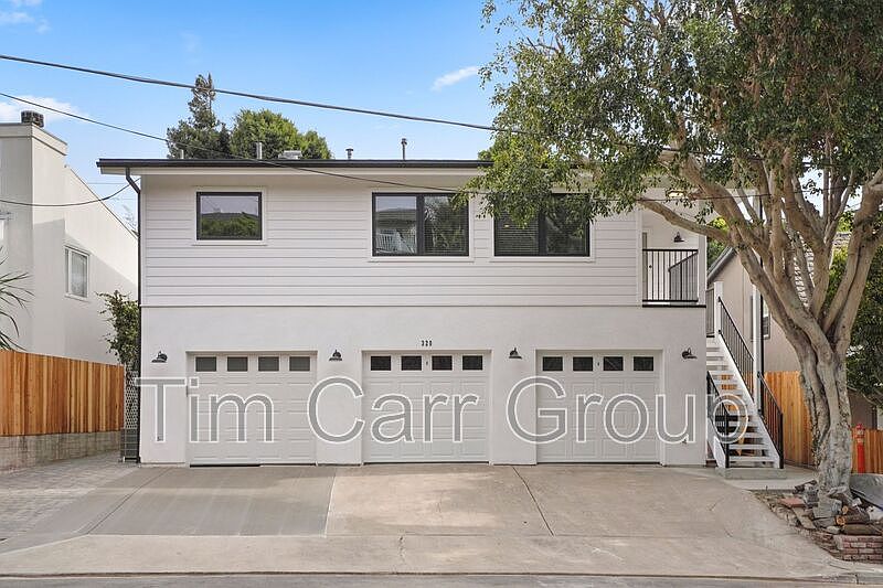 1st image of 320 Catalina Dr #A