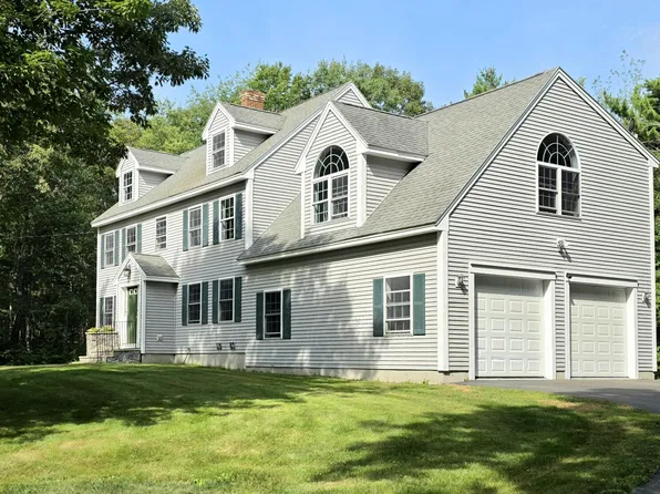 8 Benson Road, Biddeford, ME 04005