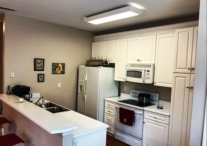 513 Cliffview Ct — Photo 17