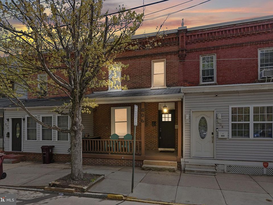 1st image of 606 S Franklin St