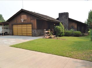 64965 Glacier View Dr, Bend, OR