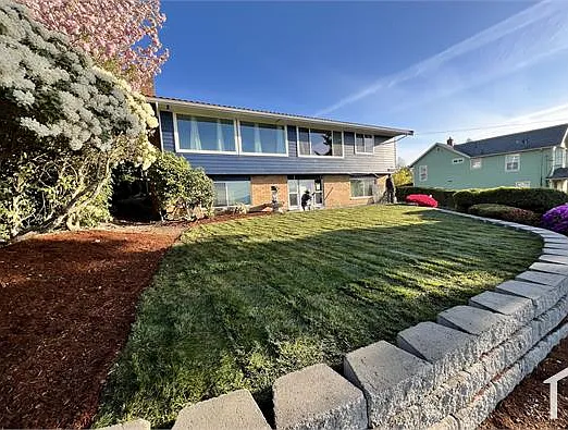 3402 W Mukilteo Blvd #A — Photo 2