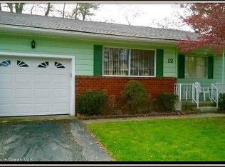 12 Wyoming Ave, Whiting, NJ 08759