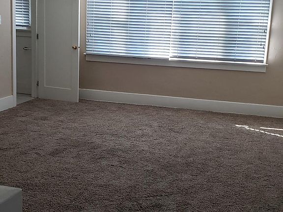 3rd image of 3811 E 4th St APT 5