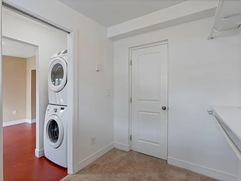 2511 W Caithness Pl — Photo 8
