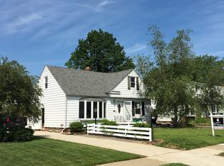 720 Pendley Rd, Willowick, OH 44095