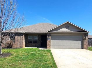 3407 Justice Dr, Bethel Heights, AR 72764