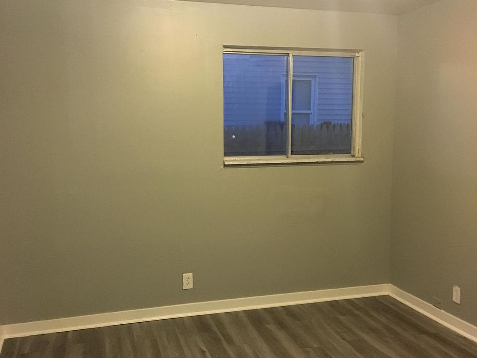 2nd image of 2918 Brandon St