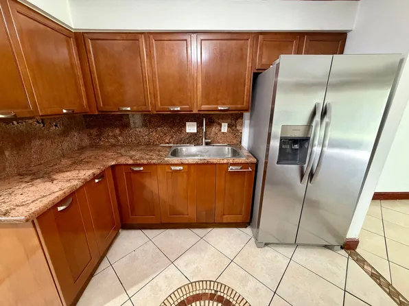 4407 S Semoran Blvd APT 2, Orlando, FL 32822