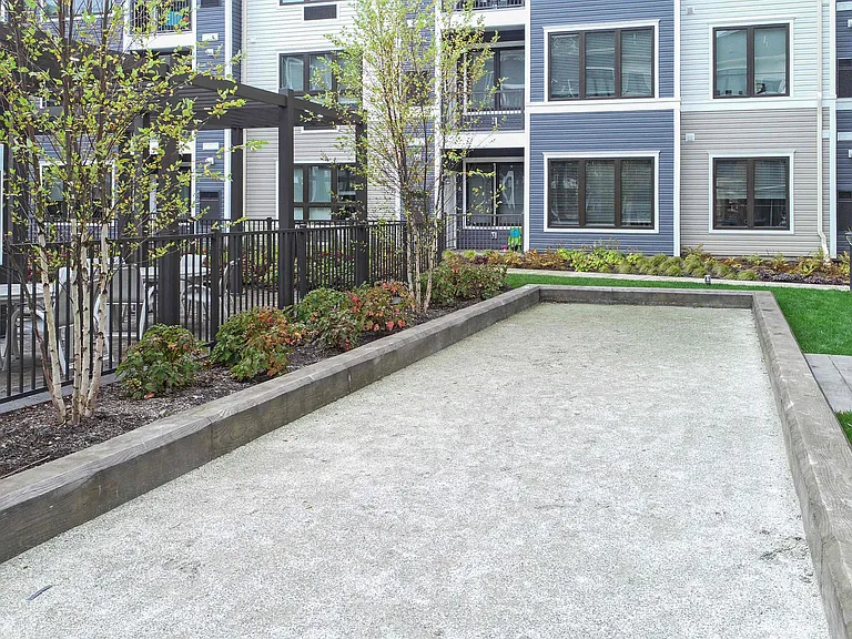 151 Centre St — Photo 23